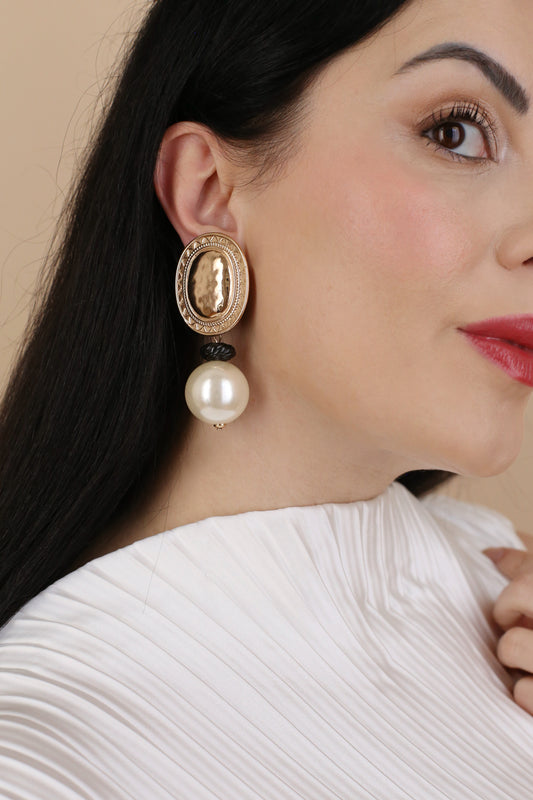 Aveline Vintage Pearl Drop Clip Earrings