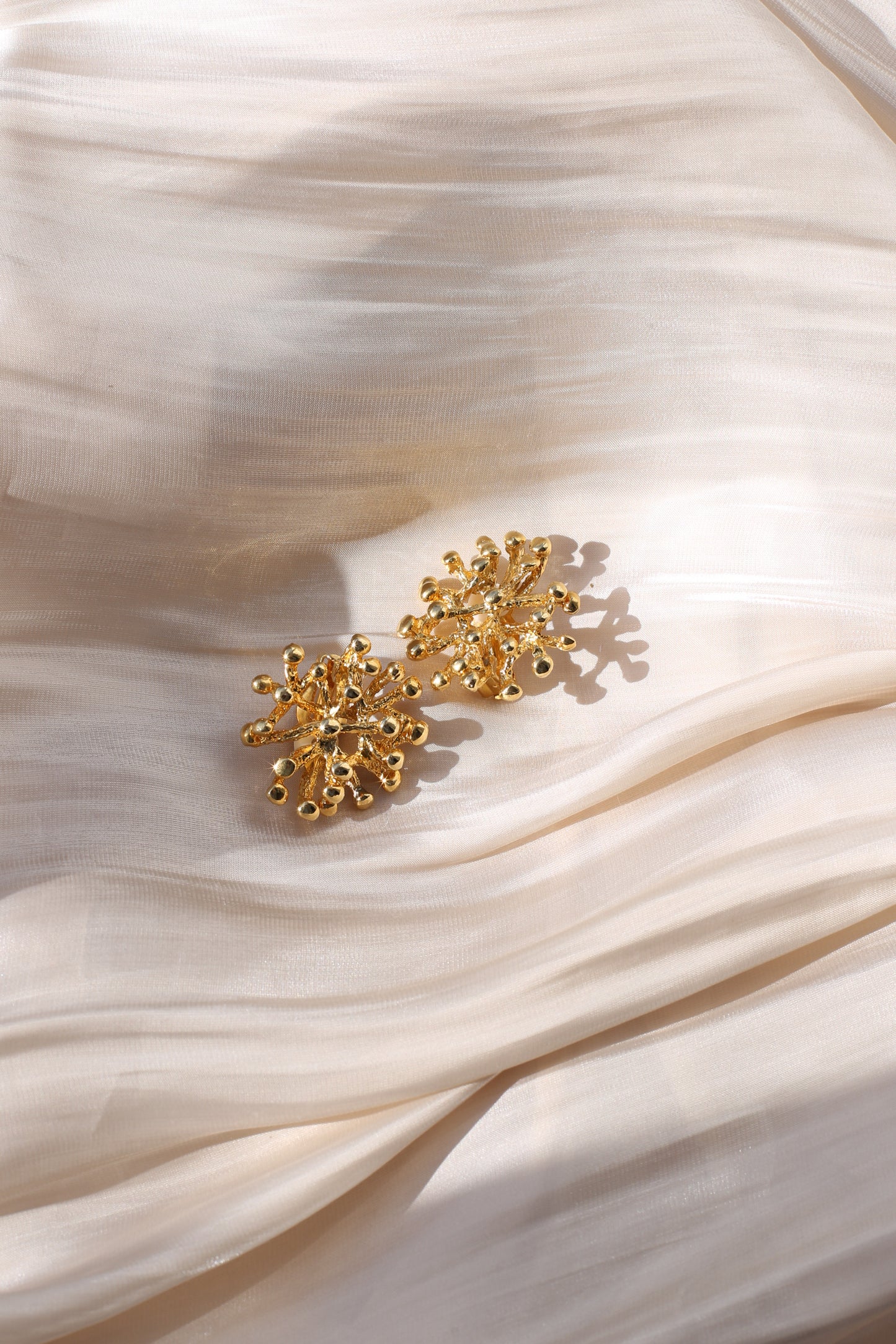 Fiorella Vintage Starburst Clip Earrings