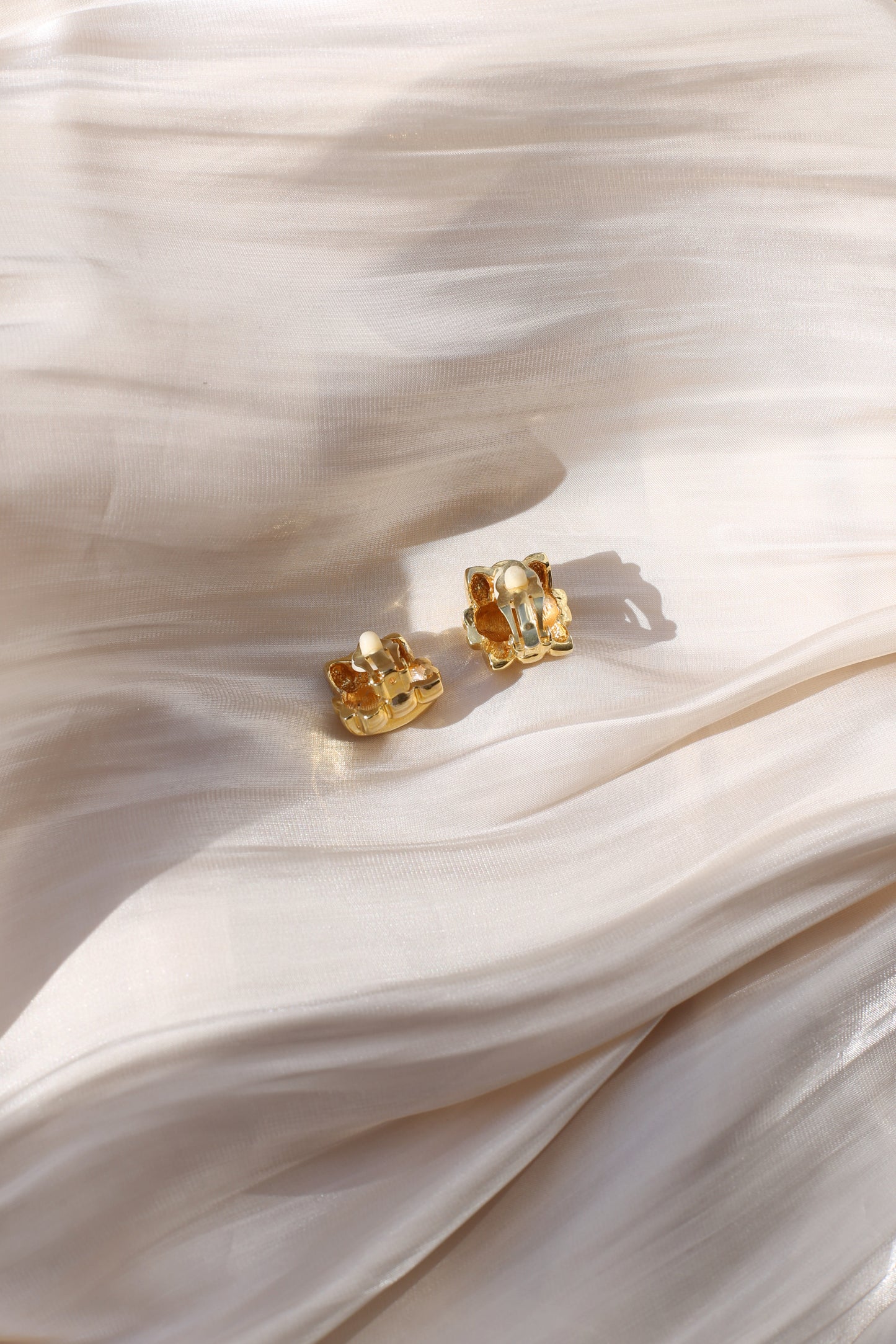 Giselle Vintage Sculptural Knot Clip Earrings