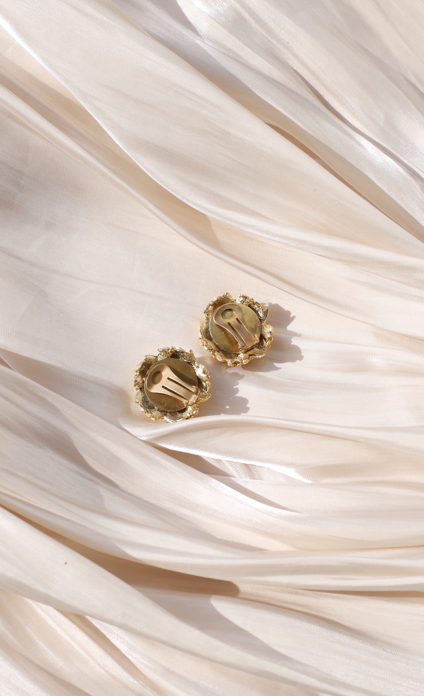 Ilaria Vintage Woven Knot Clip Earrings