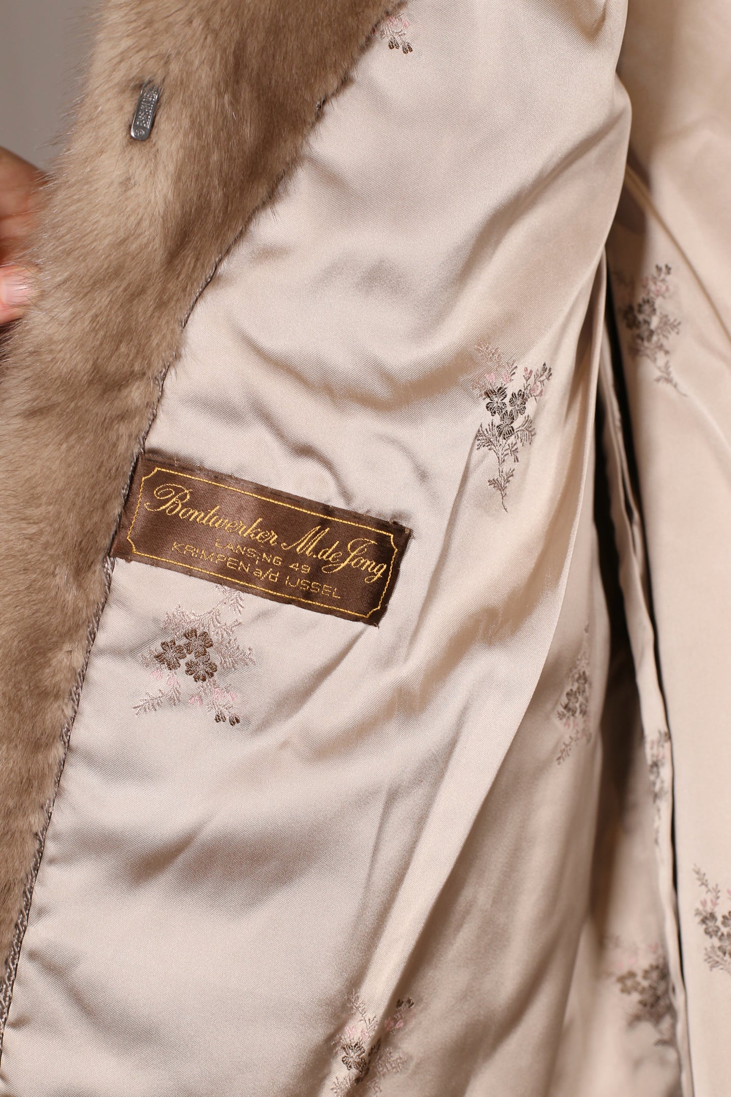 Grey-Toned Saga Mink Jacket "Merve"