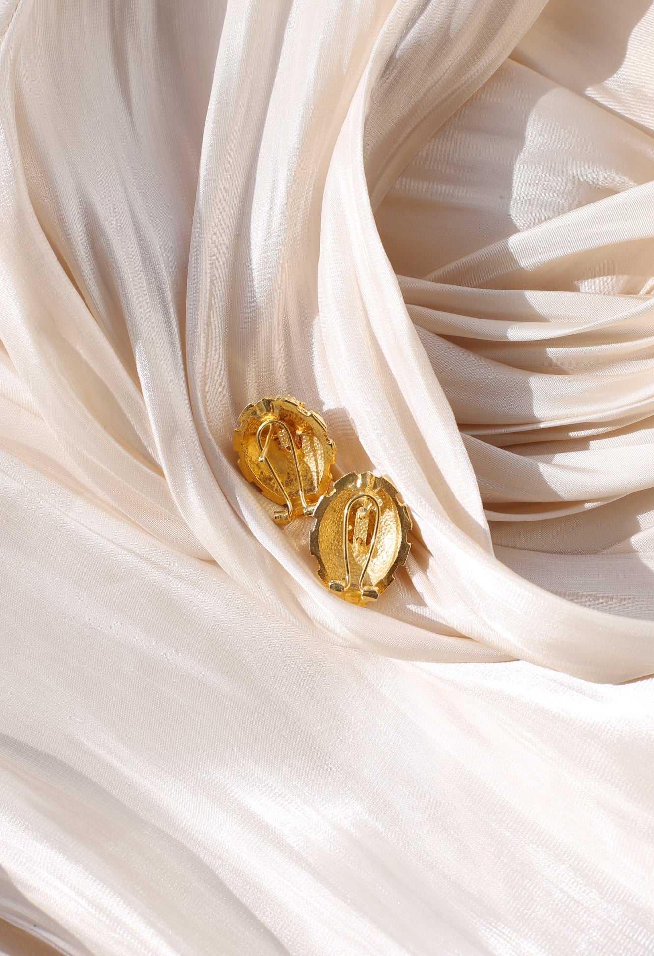 Romy Vintage Filigree Flower Clip Earrings